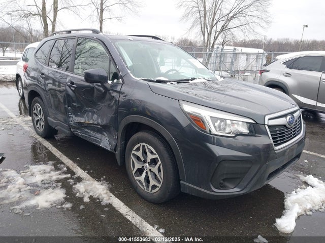 JF2SKAEC9KH507058 Subaru Forester Premium