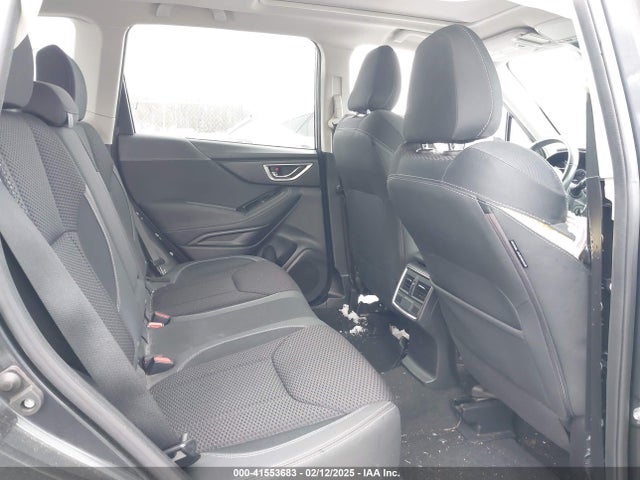 JF2SKAEC9KH507058 Subaru Forester Premium