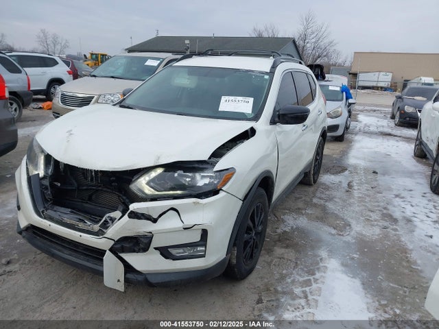 5N1AT2MV1JC830088 Nissan ROGUE SV