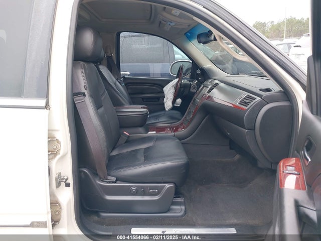 2013 CADILLAC ESCALADE 1GYS4BEF0DR247892 Photo 4