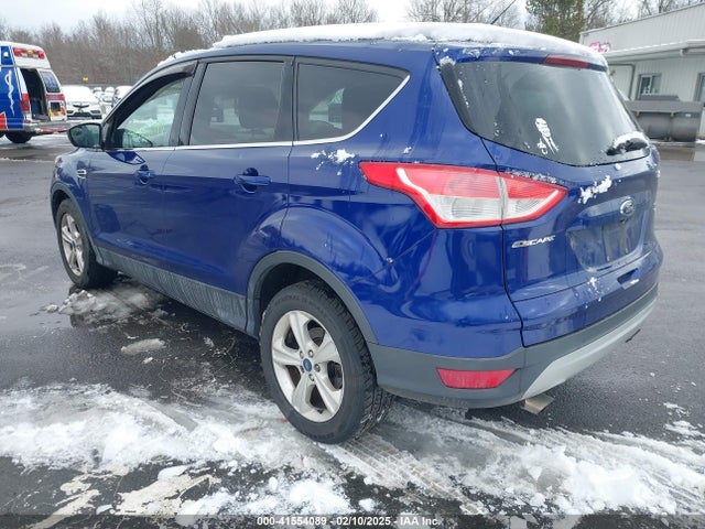 1FMCU9GX3FUB02317 Ford ESCAPE SE