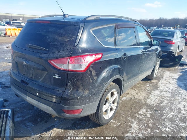 1FMCU9G91GUB86107 Ford ESCAPE SE