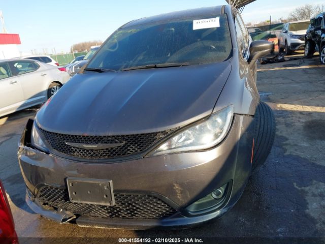 2C4RC1FG9KR532140 Chrysler Pacifica Touring Plus