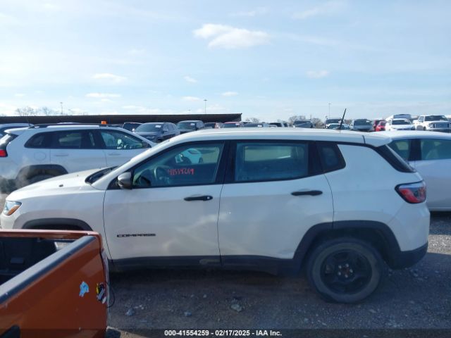 3C4NJCABXJT263332 Jeep 2018