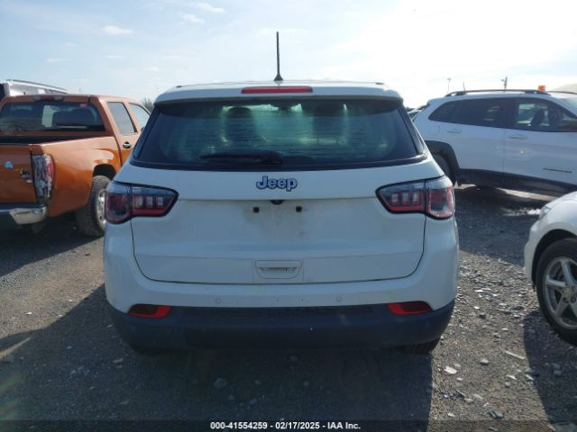 3C4NJCABXJT263332 Jeep 2018