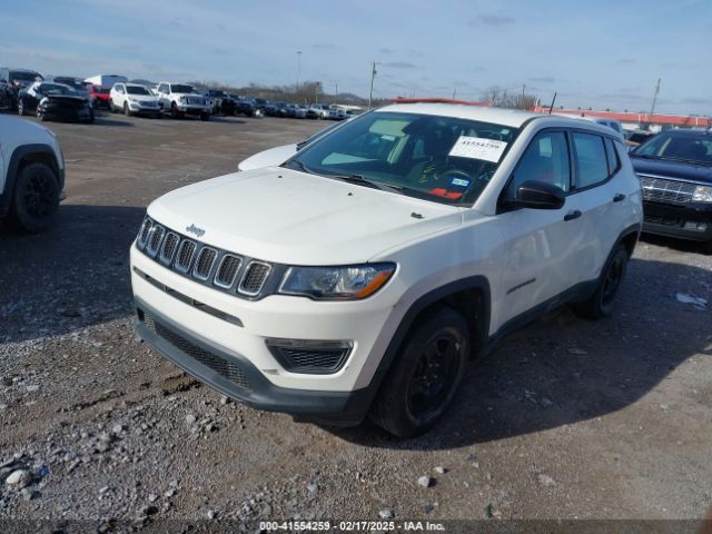 3C4NJCABXJT263332 Jeep 2018