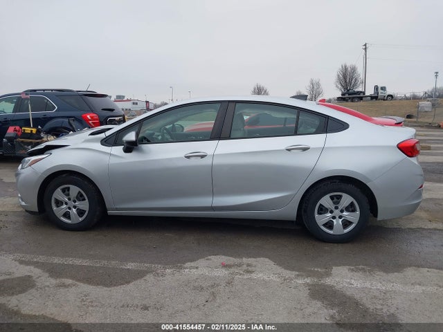 2018 Chevrolet Cruze Ls Auto მანქანა იყიდება აუქციონზე, vin: 1G1BC5SM2J7148245, აუქციონის ნომერი: 41554457