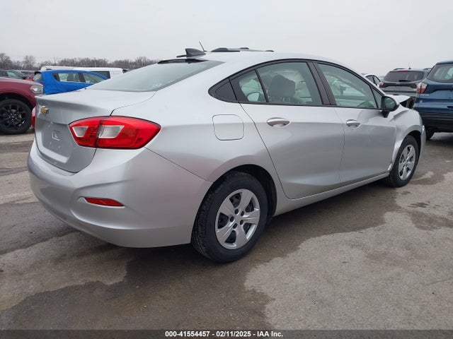2018 Chevrolet Cruze Ls Auto მანქანა იყიდება აუქციონზე, vin: 1G1BC5SM2J7148245, აუქციონის ნომერი: 41554457