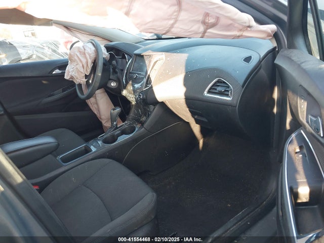 1G1BE5SM5H7279691 Chevrolet Cruze Lt Auto