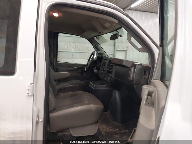 1GCWGAFG5K1321545 Chevrolet Express 2500 Work Van