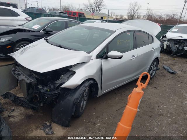 3KPFL4A7XJE244610 KIA FORTE LX