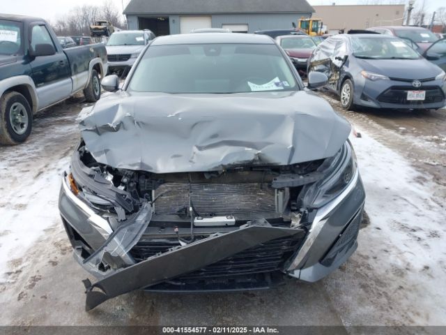 1N4BL4DW4PN393817 Nissan Altima Sv Intelligent Awd