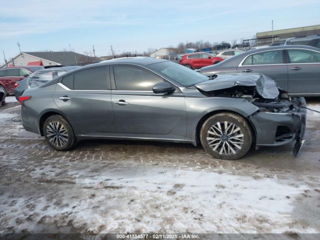 1N4BL4DW4PN393817 Nissan Altima Sv Intelligent Awd
