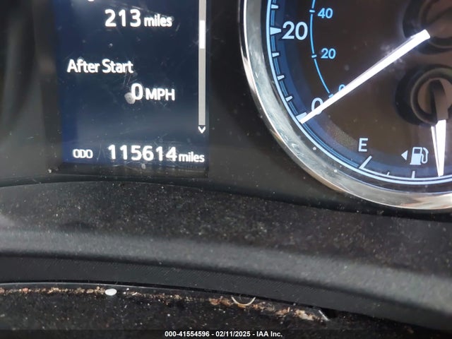 2T1BURHE0HC909410 Toyota COROLLA SE