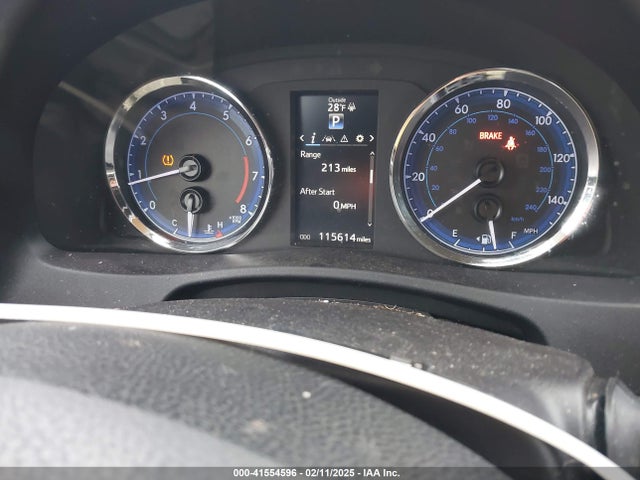 2T1BURHE0HC909410 Toyota COROLLA SE
