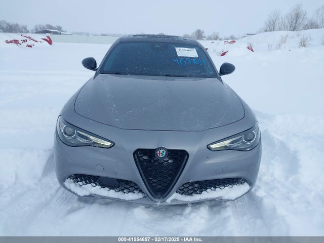 Alfa Romeo giulia (952) 2018 ZARFAEEN9J7572658 Image 13
