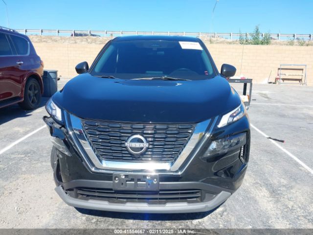 5N1BT3AB7PC690643 Nissan Rogue S Intelligent Awd