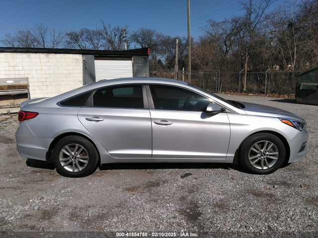 Hyundai SONATA SE 2015 5NPE24AF0FH158330 Image 14