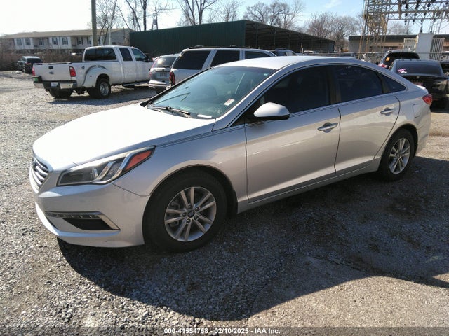 Hyundai SONATA SE 2015 5NPE24AF0FH158330 Image 2