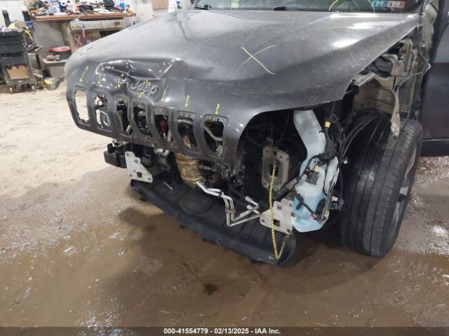 1C4PJMDX0KD255902 Jeep Cherokee Limited 4x4
