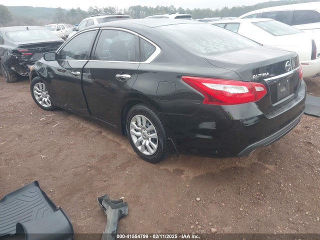 1N4AL3AP5HC246082 Nissan Altima 2.5 S