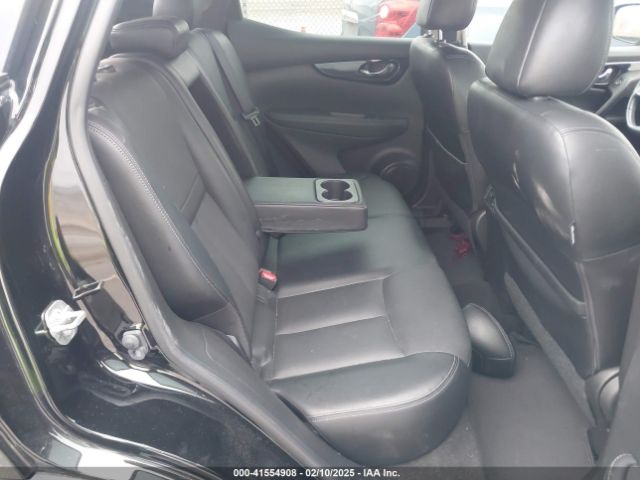 JN1BJ1CP3KW528851 Nissan Rogue Sport Sl