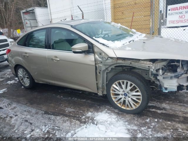 1FADP3J2XJL293796 Ford Focus Titanium