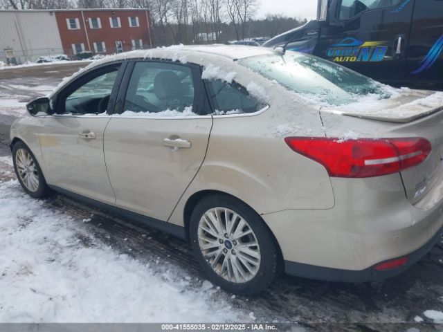 1FADP3J2XJL293796 Ford Focus Titanium