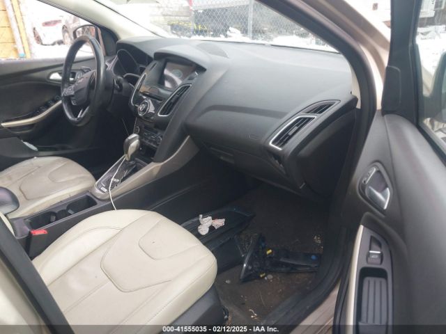 1FADP3J2XJL293796 Ford Focus Titanium