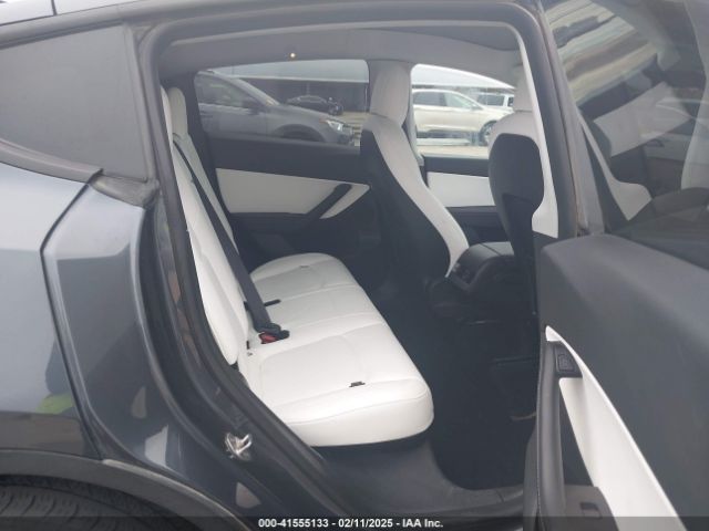 5YJYGDEE9MF261239 Tesla Model Y Long Range Dual Motor All-wheel Drive