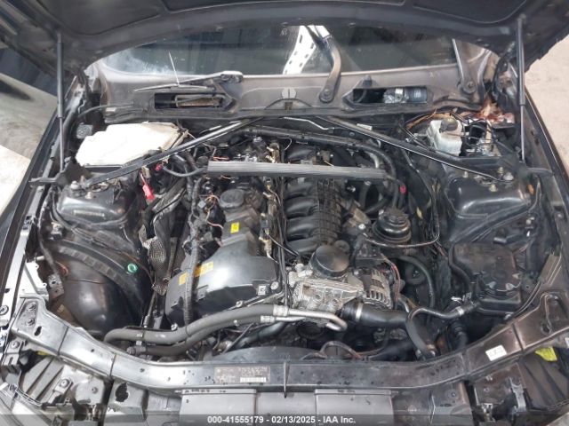 2011 BMW 335IS WBAKG1C51BE618450 Photo 9