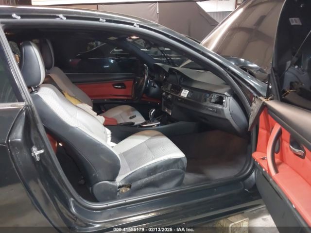 2011 BMW 335IS WBAKG1C51BE618450 Photo 4