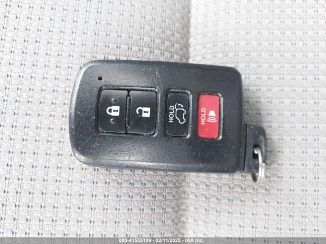 2T3WFREV7JW436097 Toyota Rav4 Adventure/xle