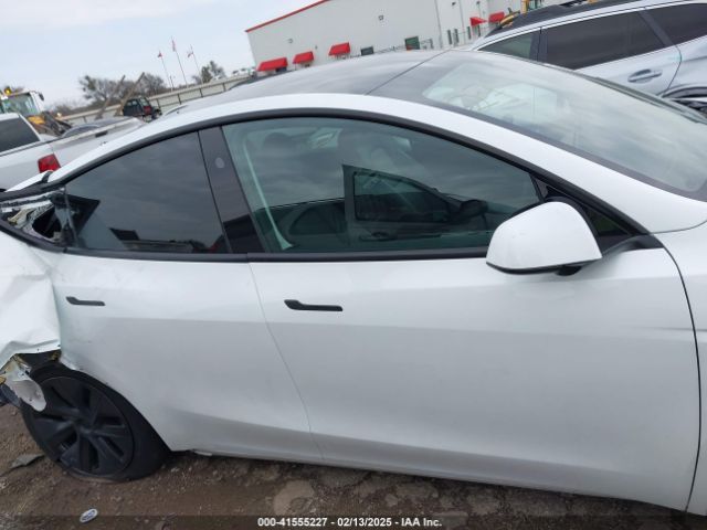 7SAYGDED9SA357876 Tesla Model Y Long Range Dual Motor All-wheel Drive