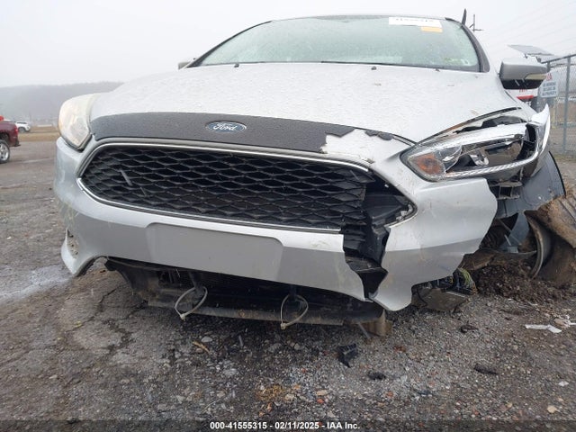 Ford FOCUS SE 2015 1FADP3F22FL260422 Image 20
