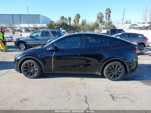 7SAYGDEEXRF983040 Tesla Model Y Long Range Dual Motor All-wheel Drive