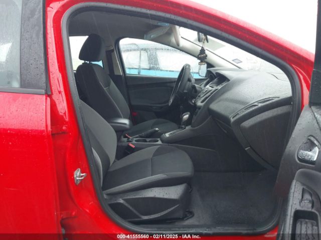 1FADP3K24EL314128 Ford FOCUS SE