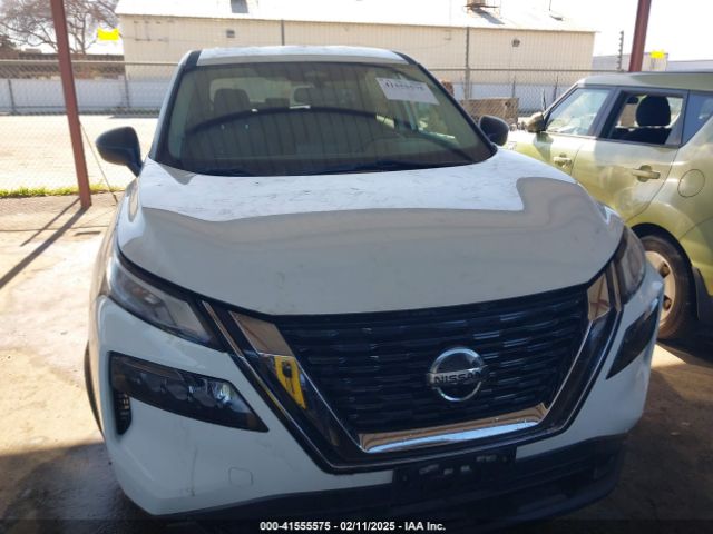 5N1AT3AA2MC788493 Nissan Rogue S Fwd