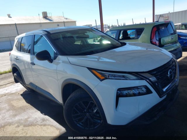 5N1AT3AA2MC788493 Nissan Rogue S Fwd