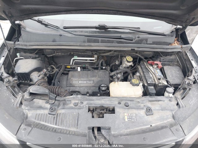 KL7CJPSB6KB873807 Chevrolet Trax Lt