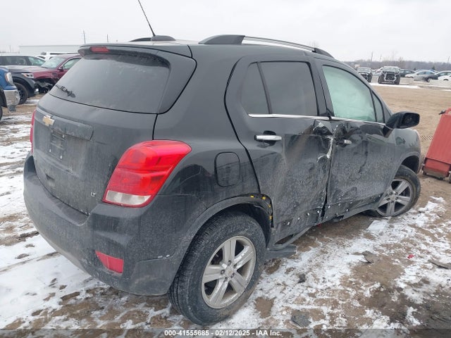 KL7CJPSB6KB873807 Chevrolet Trax Lt