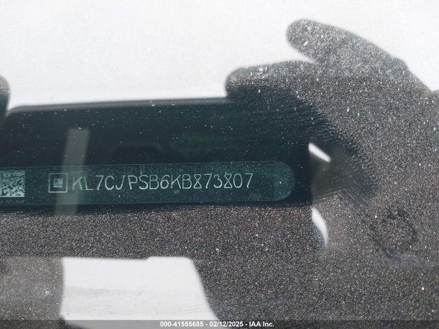 KL7CJPSB6KB873807 Chevrolet Trax Lt