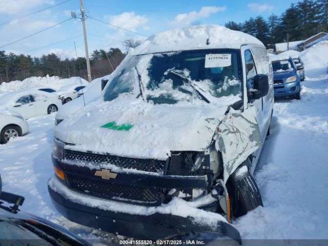 1GCWGAFP0M1256641 Chevrolet Express Cargo Rwd 2500 Regular Wheelbase Wt