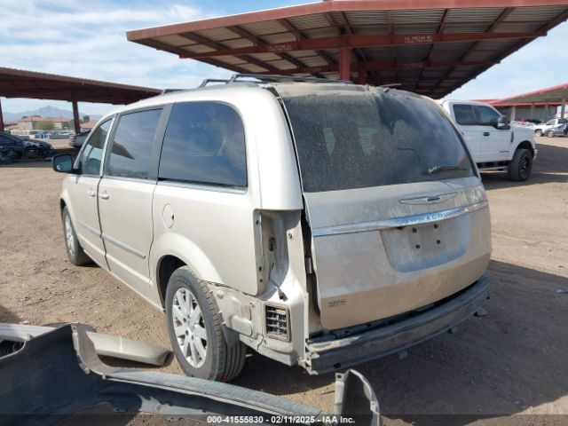 2014 CHRYSLER TOWN & COUNTRY 2C4RC1BG9ER272798 Photo 2