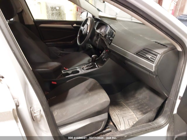 3VWC57BU8KM139782 Volkswagen Jetta 1.4t R-line/1.4t S/1.4t Se