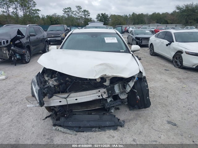 JTNB11HK6J3035882 Toyota CAMRY SE
