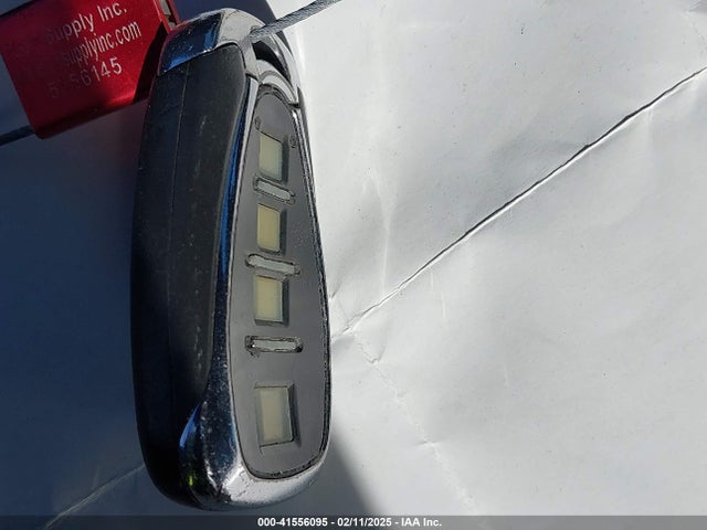 1G1ZD5STXJF140662 Chevrolet MALIBU LT