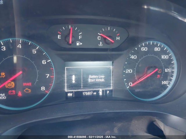 1G1ZD5STXJF140662 Chevrolet MALIBU LT