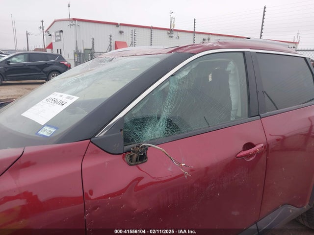 JN8AT3BA6MW021770 Nissan Rogue Sv Fwd