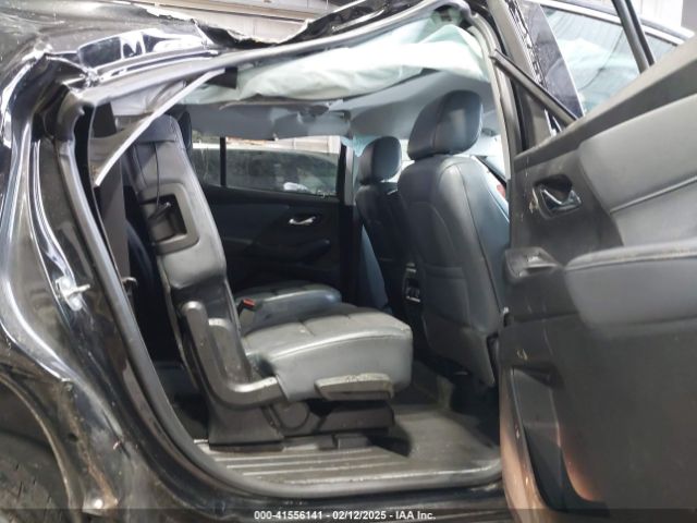 1GNEVJKW9JJ253240 Chevrolet Traverse Premier